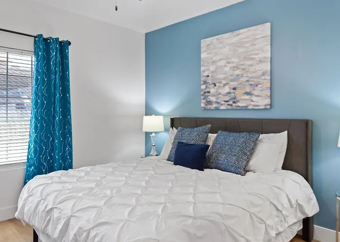 On-Site Theater Tpc Golf Tennis Court Apartment Scottsdale