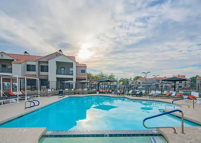 On-Site Theater Tpc Golf Tennis Court Apartment Scottsdale
