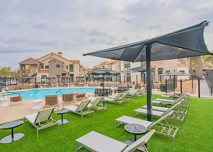 Apartment On-Site Theater Tpc Golf Tennis Court